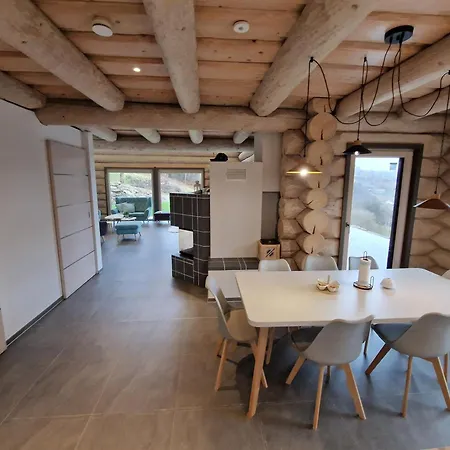 Zrub Exclusive Vila Hrinova